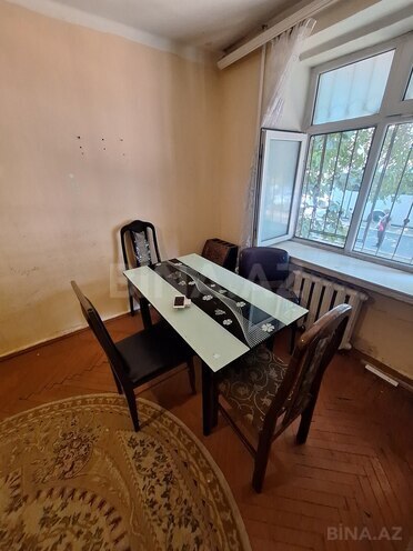 İcarəyə verilir 1 otaqlı köhnə tikili 30 m², İnşaatçılar m., photo 4 from 9