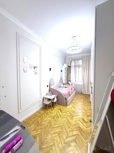 Продаётся 3-комн. вторичка 100 м², м. Низами, photo 11 from 21