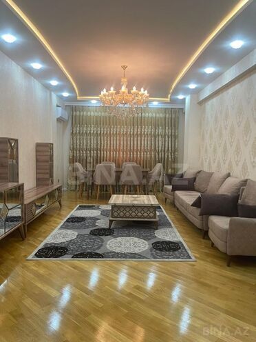 İcarəyə verilir 3 otaqlı yeni tikili 110 m², Ağ şəhər q., photo 1 from 25