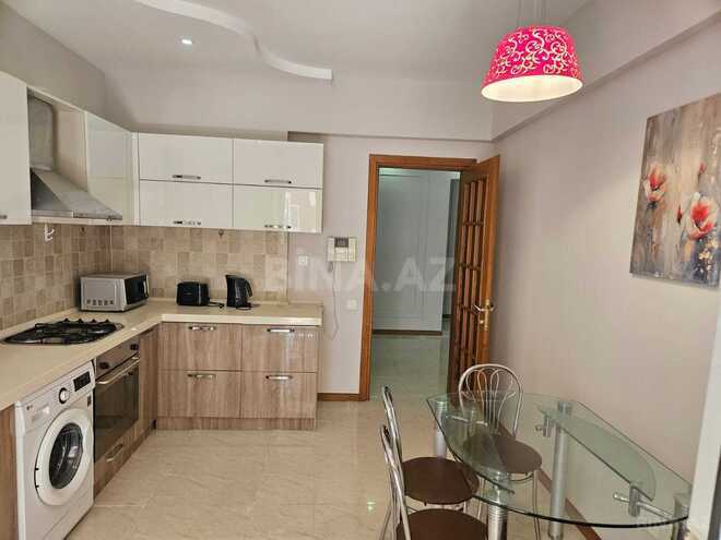 Сдаётся 3-комн. новостройка 120 м², м. Низами, photo 14 from 22