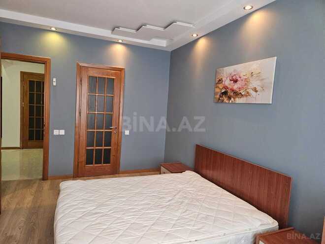 Сдаётся 3-комн. новостройка 120 м², м. Низами, photo 11 from 22