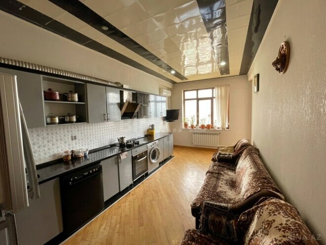 İcarəyə verilir 4 otaqlı yeni tikili 221 m², Elmlər Akademiyası m., photo 8 from 16