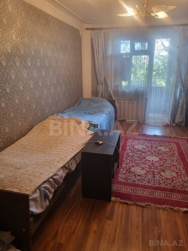 Продаётся 3-комн. вторичка 75 м², м. Нефтчиляр, photo 5 from 11