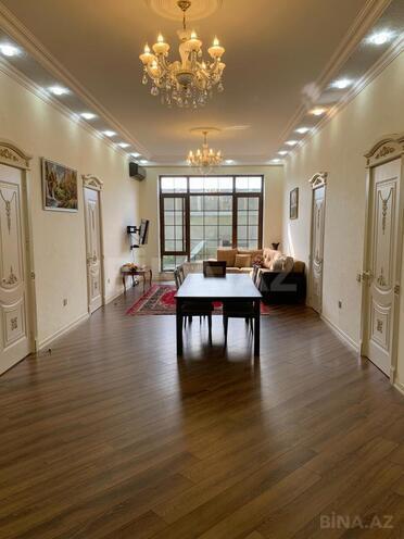 Satılır 7 otaqlı həyət evi/bağ evi 900 m², Novxanı q., photo 6 from 32