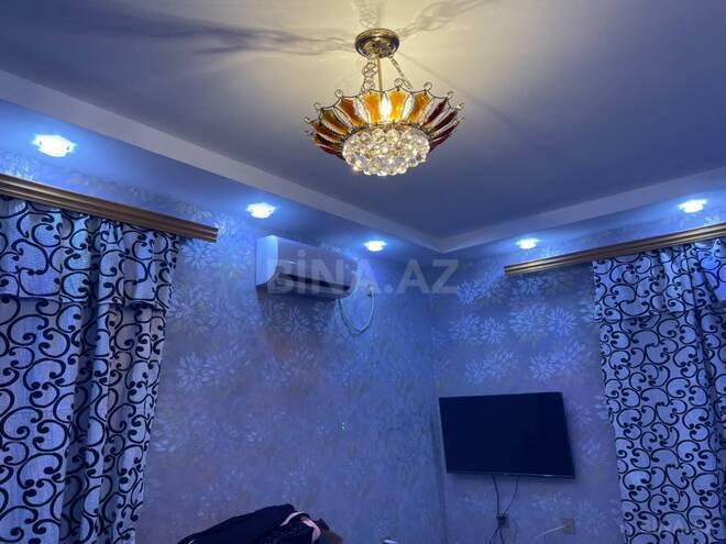Продаётся 1-комн. вторичка 40 м², м. Нефтчиляр, photo 9 from 16
