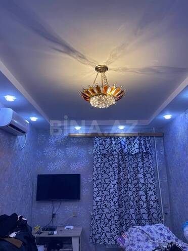 Продаётся 1-комн. вторичка 40 м², м. Нефтчиляр, photo 1 from 16