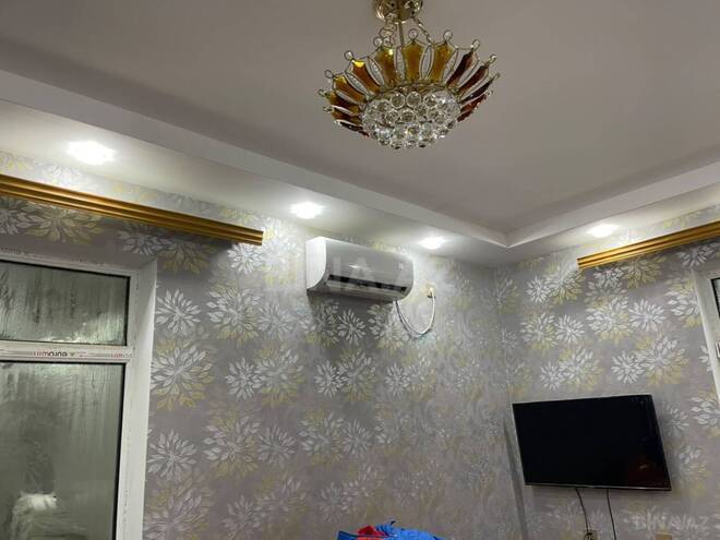 Продаётся 1-комн. вторичка 40 м², м. Нефтчиляр, photo 3 from 16