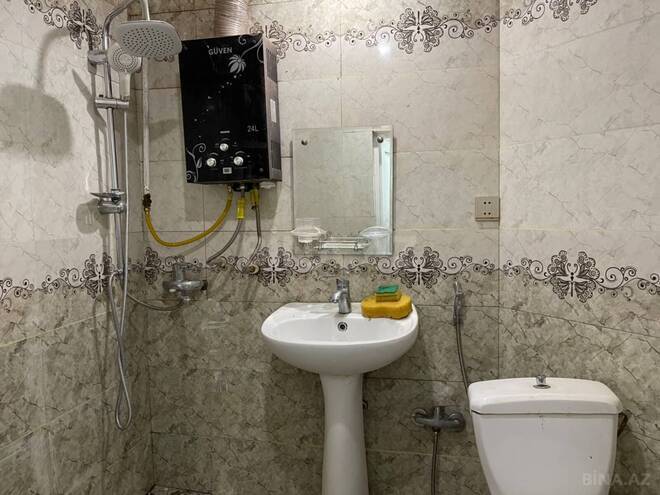 Продаётся 1-комн. вторичка 40 м², м. Нефтчиляр, photo 4 from 16