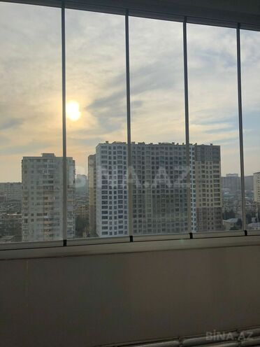 Satılır 3 otaqlı köhnə tikili 105 m², İnşaatçılar m., photo 16 from 17