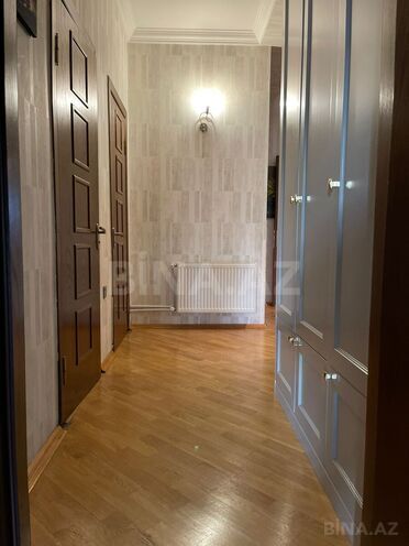 Satılır 3 otaqlı köhnə tikili 105 m², İnşaatçılar m., photo 5 from 17