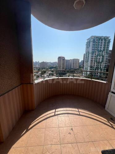 Сдаётся 3-комн. новостройка 125 м², м. Низами, photo 5 from 19