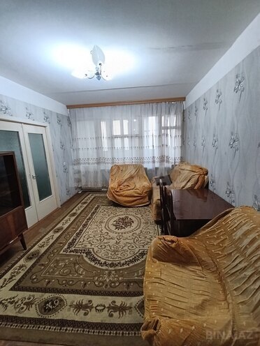 İcarəyə verilir 3 otaqlı köhnə tikili 75 m², İnşaatçılar m., photo 1 from 12