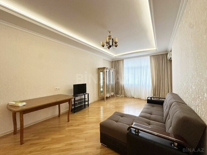 Сдаётся 3-комн. новостройка 130 м², м. Иншаатчылар, photo 6 from 25