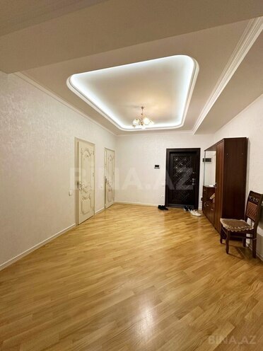 Сдаётся 3-комн. новостройка 130 м², м. Иншаатчылар, photo 18 from 25