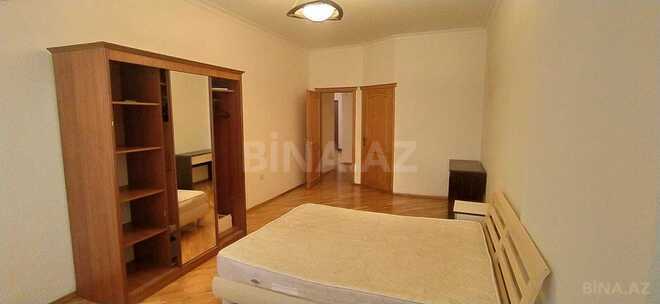 İcarəyə verilir 4 otaqlı yeni tikili 220 m², 28 May m., photo 11 from 18