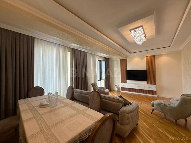 Продаётся 4-комн. новостройка 146 м², Хатаинский р., photo 1 from 20