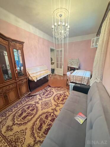 Продаётся 2-комн. вторичка 50 м², пос. Бадамдар, photo 1 from 9