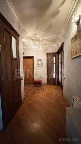 Satılır 4 otaqlı köhnə tikili 160 m², Nəriman Nərimanov m., photo 16 from 32