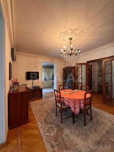 Satılır 4 otaqlı köhnə tikili 160 m², Nəriman Nərimanov m., photo 5 from 32