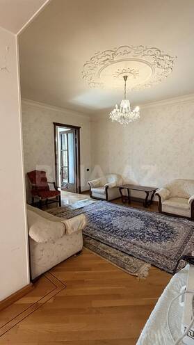 Satılır 4 otaqlı köhnə tikili 160 m², Nəriman Nərimanov m., photo 12 from 32
