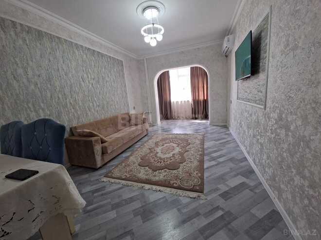 Сдаётся 2-комн. вторичка 70 м², м. Насими, photo 1 from 10