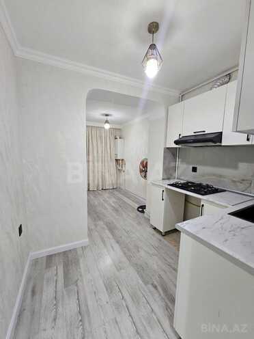 Satılır 2 otaqlı köhnə tikili 60 m², İnşaatçılar m., photo 19 from 31
