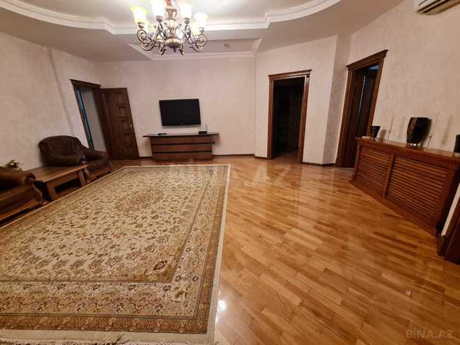 Satılır 4 otaqlı yeni tikili 145 m², İnşaatçılar m., photo 1 from 19