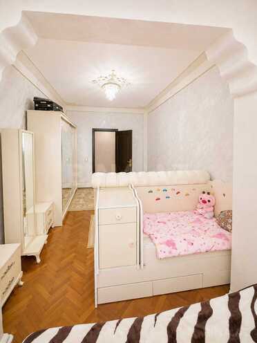 Продаётся 2-комн. вторичка 62 м², м. Мемар Аджеми, photo 6 from 11