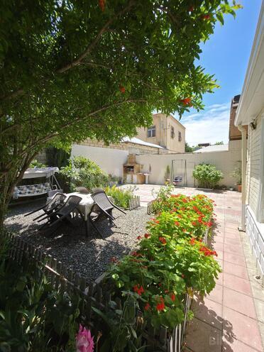 Satılır 4 otaqlı həyət evi/bağ evi 130 m², Bakıxanov q., photo 1 from 19