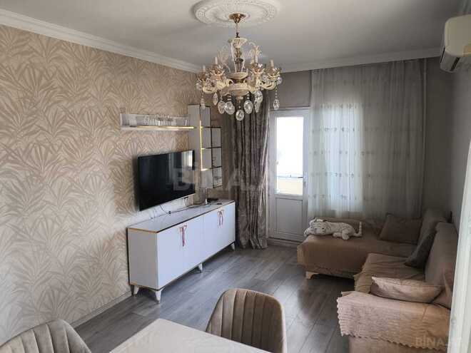 Satılır 3 otaqlı köhnə tikili 80 m², İnşaatçılar m., photo 1 from 21