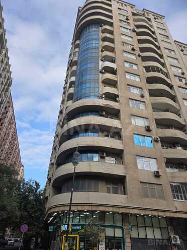 Продаётся 3-комн. новостройка 104 м², м. Гянджлик, photo 1 from 16