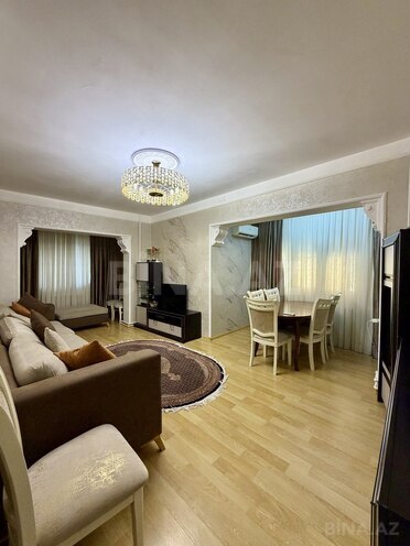 Satılır 2 otaqlı köhnə tikili 62 m², Gənclik m., photo 1 from 11