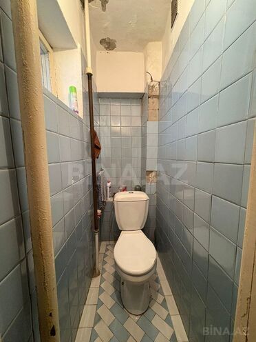 Satılır 4 otaqlı köhnə tikili 110 m², İnşaatçılar m., photo 10 from 13
