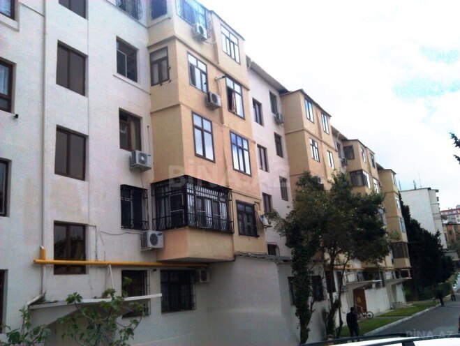 Satılır 3 otaqlı köhnə tikili 55 m², Memar Əcəmi m., photo 1 from 19