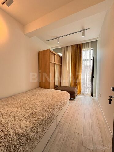 Продаётся 2-комн. вторичка 36 м², м. Низами, photo 5 from 9