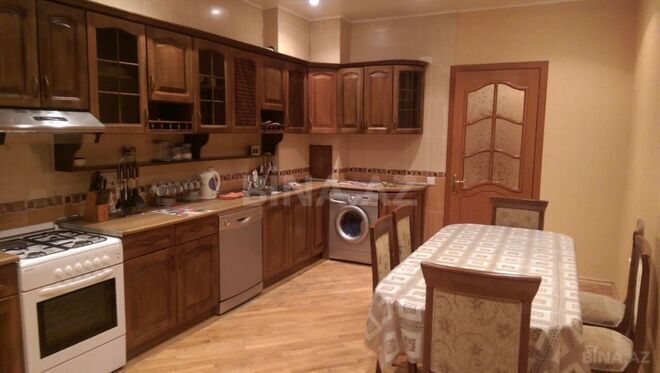 Сдаётся 4-комн. новостройка 180 м², м. Низами, photo 9 from 16