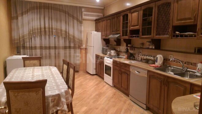 Сдаётся 4-комн. новостройка 180 м², м. Низами, photo 8 from 16