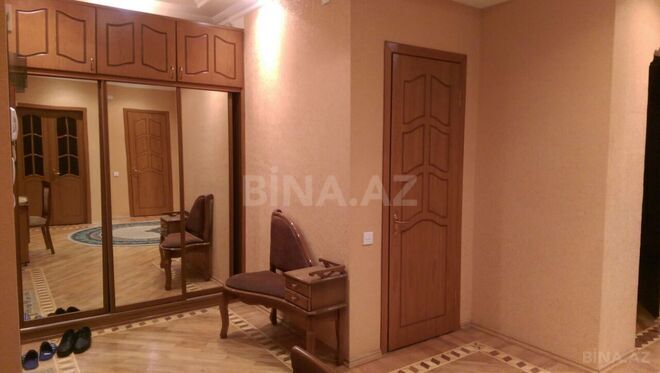 Сдаётся 4-комн. новостройка 180 м², м. Низами, photo 15 from 16