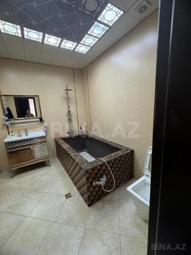Сдаётся 3-комн. новостройка 130 м², м. Низами, photo 17 from 21