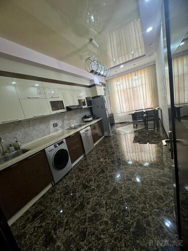 Сдаётся 3-комн. новостройка 130 м², м. Низами, photo 15 from 21
