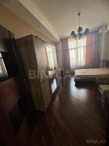 Сдаётся 3-комн. новостройка 130 м², м. Низами, photo 12 from 21