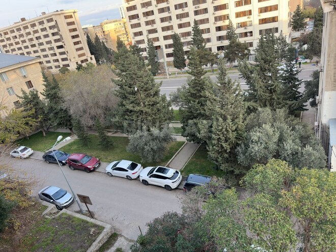 Продаётся 3-комн. вторичка 48 м², м. Иншаатчылар, photo 4 from 15