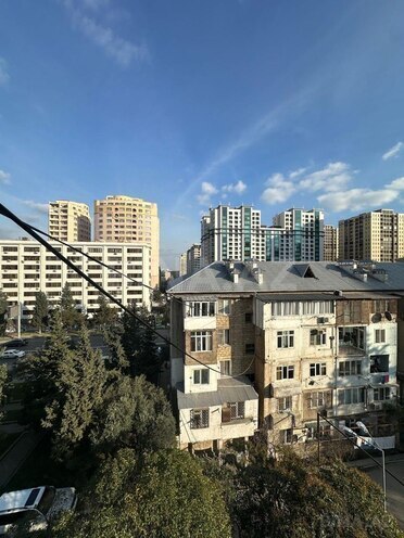 Продаётся 3-комн. вторичка 48 м², м. Иншаатчылар, photo 5 from 15