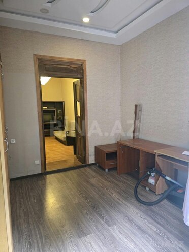 Satılır 4 otaqlı köhnə tikili 95 m², Yasamal r., photo 8 from 15