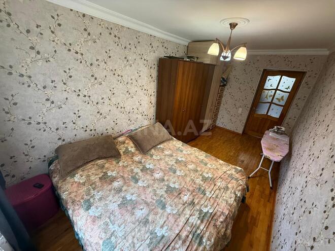 Продаётся 3-комн. вторичка 70 м², м. Нефтчиляр, photo 5 from 13