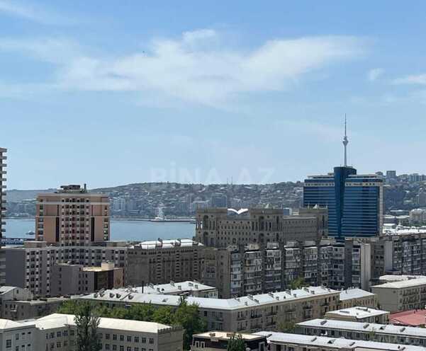 Satılır 4 otaqlı yeni tikili 180 m², 28 May m., photo 1 from 19