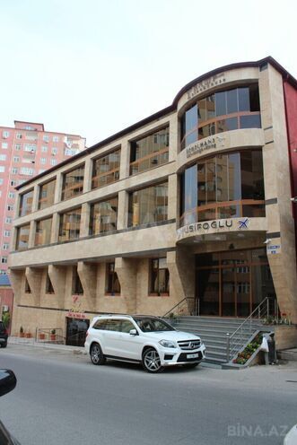 Продаётся  объект 1 451 м², м. Иншаатчылар, photo 1 from 9