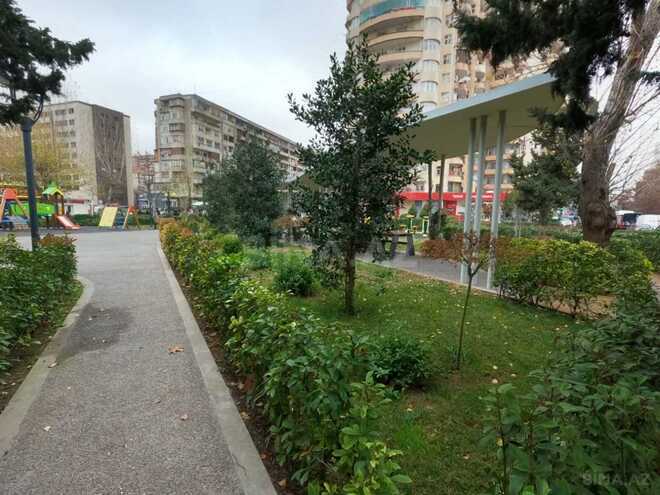 Satılır 3 otaqlı yeni tikili 120 m², 8-ci mikrorayon q., photo 1 from 16