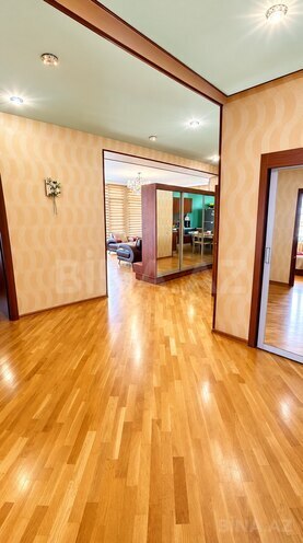 Satılır 3 otaqlı yeni tikili 120 m², 8-ci mikrorayon q., photo 5 from 16