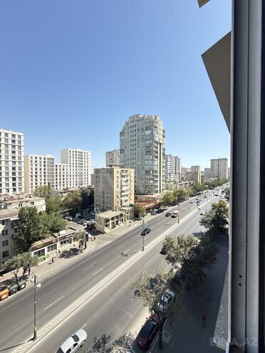 Продаётся 3-комн. вторичка 70 м², м. Иншаатчылар, photo 11 from 15